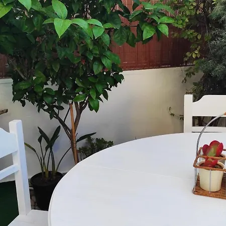 Mary's In Paradissi * Paradeísion