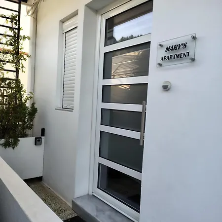 Apartmán Mary's In Paradissi