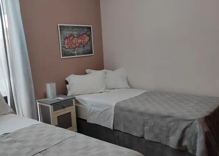 Apartament Mary's In Paradissi Paradeísion