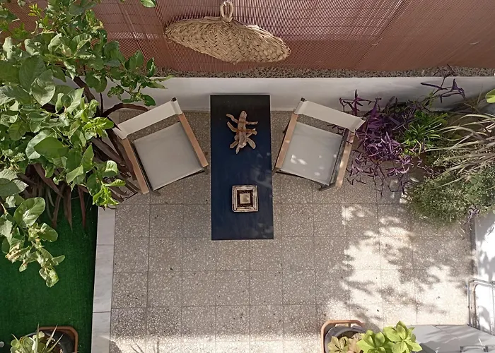 Mary's In Paradissi Apartament *