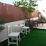 Mary's In Paradissi Apartamento