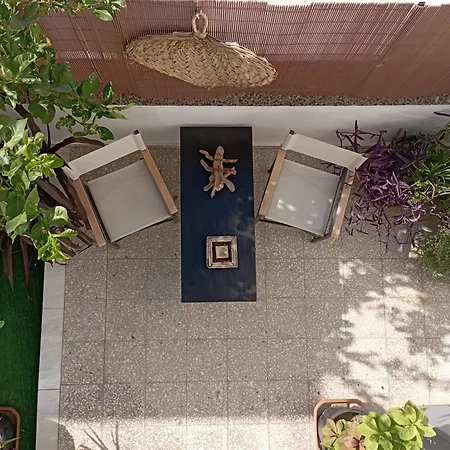 Mary's In Paradissi Apartament *